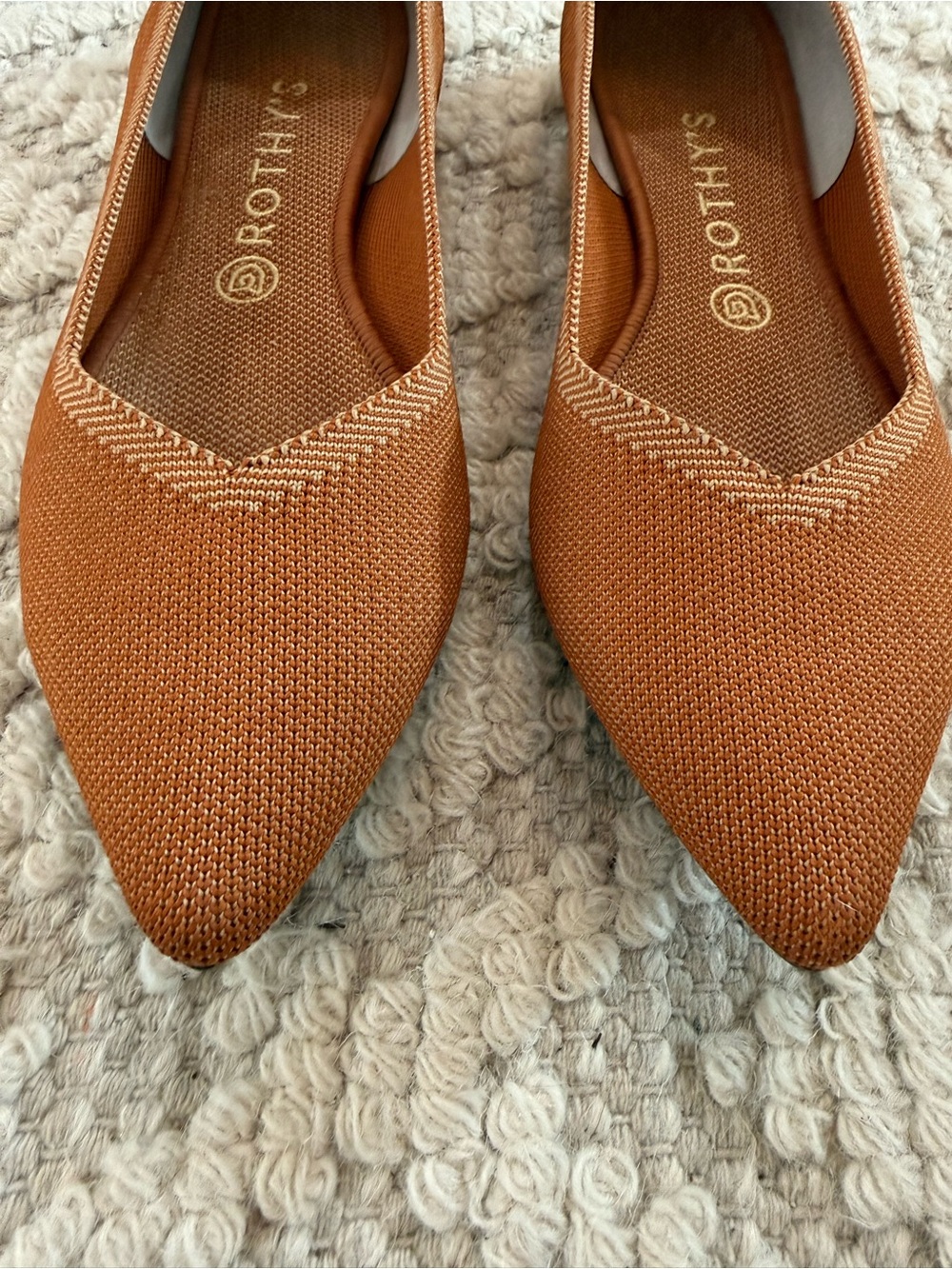 WOMENS ROTHY’S THE POINT FLAT IN CAMEL, SIZE 11 - Picture 2 of 5